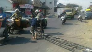 Image result for gambar vespa extreme