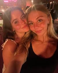 Abbie Painter💟 (@abbs_painter) • Instagram फोटोहरू र भिडियोहरू