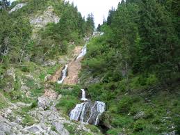 Imagini pentru cele mai frumoase cascade din lume video