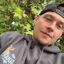 Seeking stable job in southern Michigan with mechanical skills