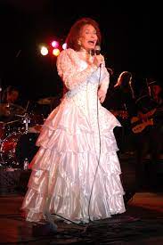 1.1m likes · 32,676 talking about this. Loretta Lynn Wikipedia