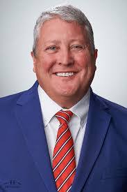 Georgia Henning's Instagram, Twitter & Facebook