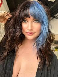 If you've been itching to switch up your hair, this is your sign!! 👀 I'm a  full time hairstylist at Caputo's Salon and love working with color. So  much that i'm currently