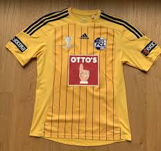 Entdecke 37 anzeigen für fc luzern trikot zu bestpreisen. Luzern Cup Shirt Football Shirt 2012 Sponsored By Otto S