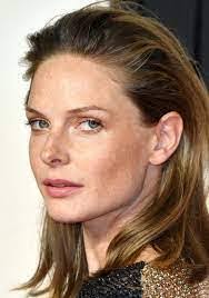 Candy Mobley's Instagram, Twitter & Facebook