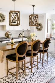 Modern farmhouse kitchen ideas, living room design. 25 Gorgeous Modern Farmhouse And Cottage Kitchen Tile Ideas Tatertots And Jello