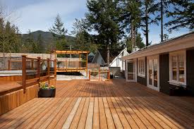 Behr premium advanced deckover 5 gal. A Surrey Painter S Guide To Fence Stain Maintenance