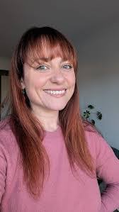 Elsa Clement's Instagram, Twitter & Facebook