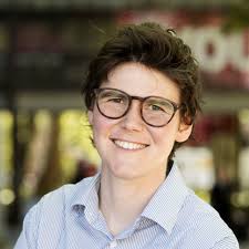 Nurses redefine patient care during the AIDS crisis