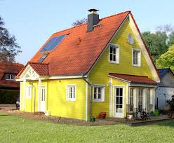 Für die optimale größe einer gartenhütte gibt es kein geheimrezept, aber. Schwedenhaus Mit Erker Und Eingangsuberdachung Schwedenhaus Haus Style At Home
