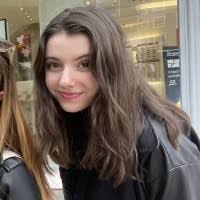 90+ "Chloe Daniel" profiles