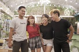 Happy asmara atau yang bernama asli heppy rismanda hendranata terlahir dari keluarga yang dibilang seiring berjalannya waktu, bakat lain happy asmara dalam bidang tarik suara mulai terlihat. Profil Dan Biodata Happy Asmara Model Majalah Cilik Hingga Penyanyi Dangdut