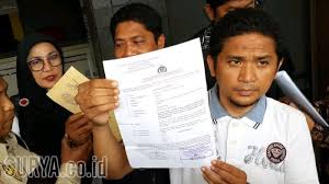 Penganiaya perawat siloam palembang jadi tersangka, dijerat pasal berlapis. Kasus Perawat Suntik Mayat Keluarga Mendiang Pasien Laporkan Rs Siti Khodijah Ke Polisi Surya