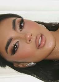 leila sanchez (leilacalanit)