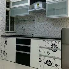 Pin By Rashmi Shekar On Furniture Kitchen Room Design Kitchen Furniture Design Kitchen Cupboard Designs