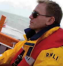 ISSUE 586 WINTER 2008–9