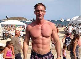 Embarrassing bodies star christian jessen has been ordered to pay damages of £125,000 to the first minister of northern ireland sued dr jessen for defamation following a tweet he posted in. 8 People Who Don T Care About Christian Jessen S Drug Filled Romp That Didn T Actually Happen