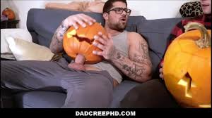 Hot Muscle Bear Stepdad Sex With Young Twink Stepson On Halloween - XNXX.COM