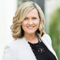 Suzanne Hunnicutt's Instagram, Twitter & Facebook