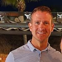 Jesse Lange's Instagram, Twitter & Facebook