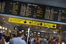 143,397 likes · 418 talking about this · 44,939 were here. Expresso Greve No Aeroporto De Lisboa Tap Pede Para Passageiros Chegarem 4 Horas Antes Do Embarque