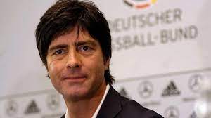 He used to be a german midfielder in the past and started his playing career in fc freiburg. Lows Zeit Als Bundestrainer Zdfmediathek