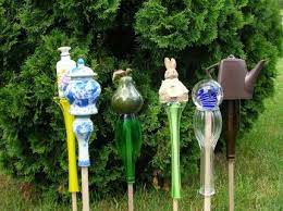 Diy Garden Art On A Stick Garden Art Diy Diy Garden Art Unique Garden Art