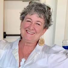 S2E17 Renee Reid by At the Heart of Art