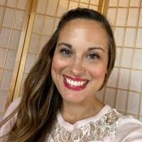 Vanessa Sneed's Instagram, Twitter & Facebook