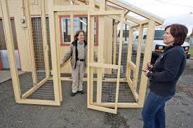 I have just written a report on purchasing a cat enclosure that would be usefull for any one looking to make their own cat enclosure and needs more ideas on how. Ellensburg Animal Shelter Gets New Outdoor Cat Run News Dailyrecordnews Com