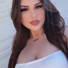 Hazel Nicole (@nicolehazelll)