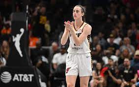 Caitlin Clark, Fever top Dream in front of record-breaking crowd