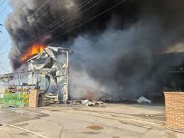 남양주 비닐 제조공장 화재…소방당국 대응 1단계 발령 진화 중. Y1uirwinby5tum