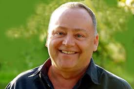 Conscious Healing: Visualisations to Boost Your Immune System:  Amazon.co.uk: Selby, John, Luhmann, Manfred von: 9781842930304: Books