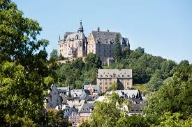 Marburg is a small university town north of frankfurt in the lahn valley, hesse.the castle (landgrafenschloss) on the hill, the university's historical buildings and the old city (oberstadt, upper city) are the top sights of the city. Marburg 2020 Marburg 2021 Historia Urbium