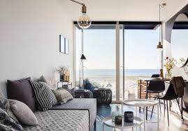 Canapés collection les contemporains de roche bobois. Salon Salle A Manger Comment Creer Un Coin Salle A Manger Dans Un Petit Salon Elle Decoration