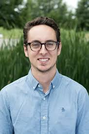 Christopher Edmunds's Instagram, Twitter & Facebook