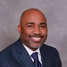 Distinguished Service Awards presented to four Indiana Law alumni