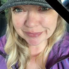 Arts and Crafts With Uncle Rob Instagram: TheUncleRob