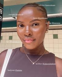 Loretta Wiggins's Instagram, Twitter & Facebook