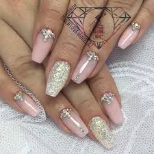 Video Como Fazer Unhas Decoradas De Forma Facil Veja Agora Nails Design With Rhinestones Rhinestone Nails Nail Designs
