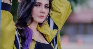 Check spelling or type a new query. Tudung Sultry Singer Zizi Kirana Used To Be An Ustazah Takes Up Hijab Challenge For Ramadan Malay Mail Zizi Kirana