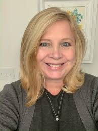 🩺 Dr. Stacey Leadmon 🐾 She graduated from University of Georgia in 1992  with her DVM degree. She has worked at the clinic since July 1999 and  enjoys practicing internal medicine, dermatology,