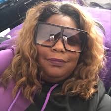 Whea dem fans at?!?!!! 🪭🪭🪭🪭🪭🪭🪭🪭🪭🪭🪭🪭🪭🪭 #BootsOnDaGround  #803Fresh #TrailRider #LineDancer #CGS #CityGirlSteppa #BigHair #NoHair  #WeDontCare #InDaField