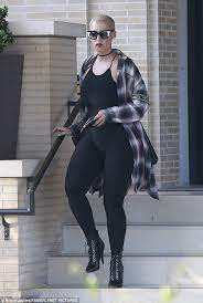 Amber Rose Takes Some Time Out For Son Sebastian Amber Rose Amber Rose Style Fashion