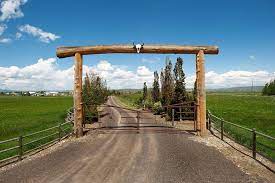 Shop furniture, home décor, cookware & more! 26 Entrance Ideas Entrance Driveway Entrance Farm Entrance