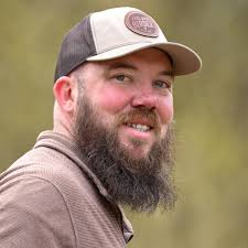 Am I wrong that I don't feed or put food in my feeders till fall and  through the winter only. Who else does?