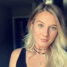 Raven Hill (@_ravenhill)