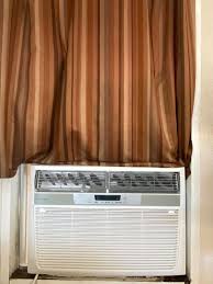 The frigidaire ffrh2522r2 has both air conditioning and heating functions, delivering 25000 btus in air con mode and 16000 btus in heating mode. Frigidaire 25 000 Btu 230v Heavy Duty Slide Out Chassis Air Conditioner With 16 000 Btu Supplemental Heat Capability Walmart Com Walmart Com