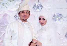 Pasti tengku muda tidak tahu menahu. Laudya Cynthia Bella Engku Emran Bercerai Rumah Tangga Kami Hanya Sampai Sini Sensasi Mstar